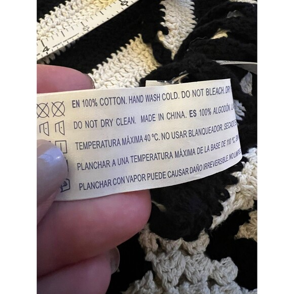 Forever 21 Womens Medium Crocheted Granny Square Halter Top Tie Neck Cropped - Picture 7 of 7